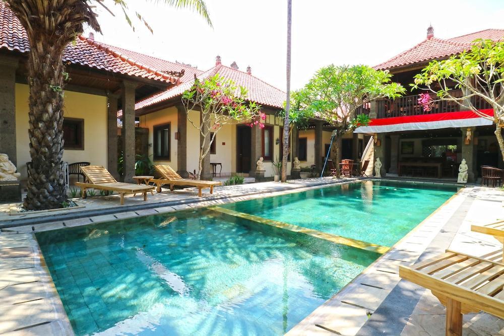 Puri Yuma Hotel Denpasar Zewnętrze zdjęcie