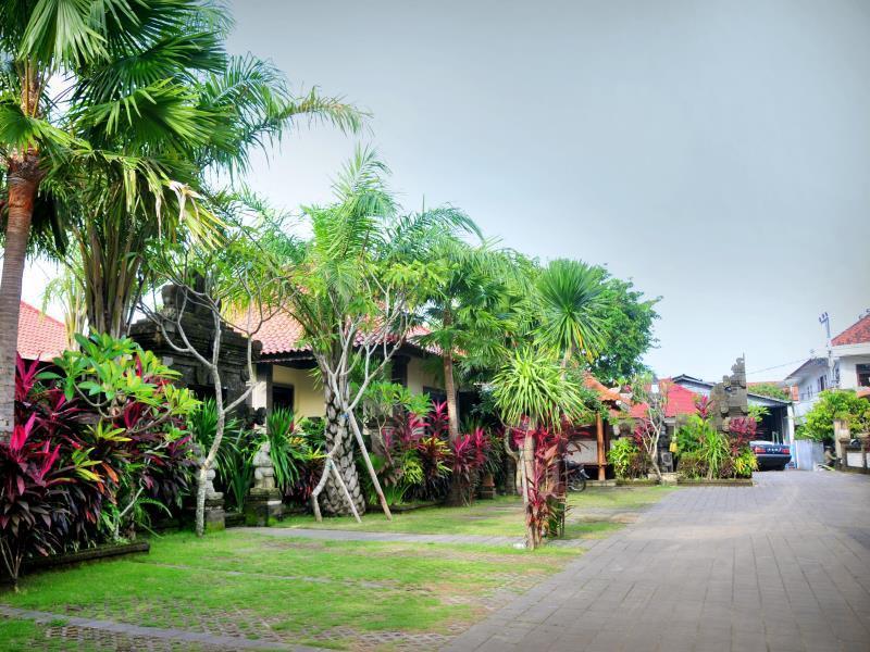 Puri Yuma Hotel Denpasar Zewnętrze zdjęcie