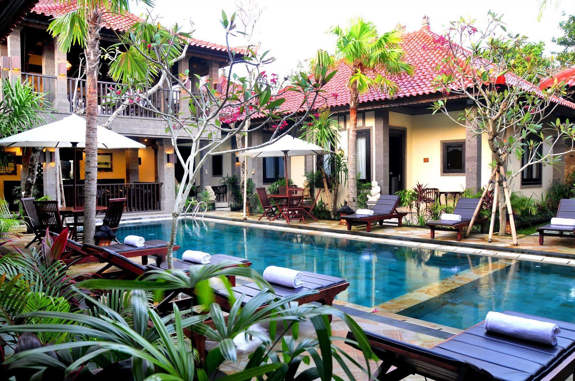 Puri Yuma Hotel Denpasar Zewnętrze zdjęcie