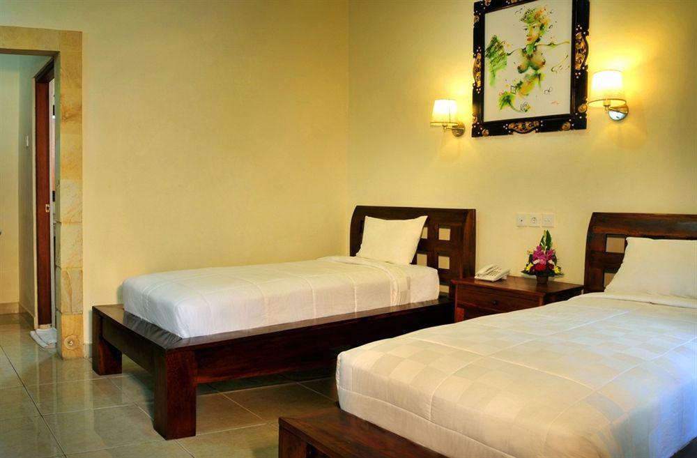 Puri Yuma Hotel Denpasar Zewnętrze zdjęcie